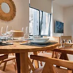 Urbanchic Chill 3b Apartment