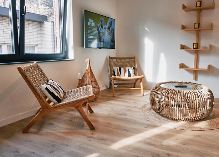 Urbanchic Chill 3b דירה